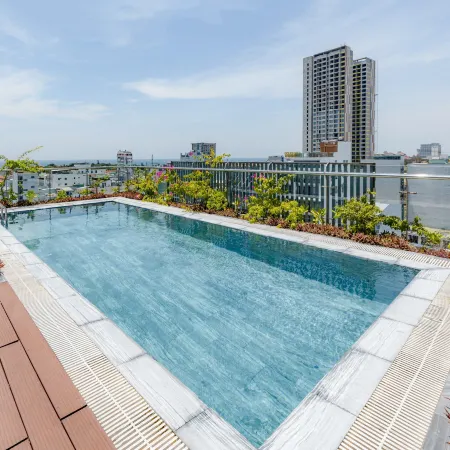 SEASOL BEACH BOUTIQUE HOTEL Отели рядом с достопримечательностью «Marble Moutain»