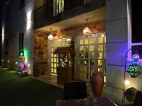 Royal Suites Muscat Hoteles en Seeb