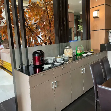 Cozzy Hotel Menara Archie Hotels in Ternate