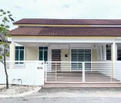 Cozy & Homey One Storey 4BR 10Pax @ BM ALMA Jusco -  Ferienhäuser