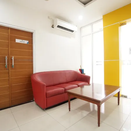 Townhouse Oak Hotel Damar Kurung
