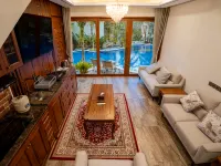 MJ Villa Sanur Hotels near شاطئ بينجيمباك