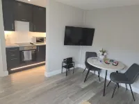 Stylish Central Brighton Flat Near Station, Beach & Lanes - جاكوزي