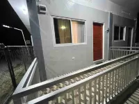 Cozy Studio Type unit w/ TV, Wifi, hotshower & ref