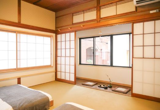 9stay asakusa의 깨끗하고 모던한 외관