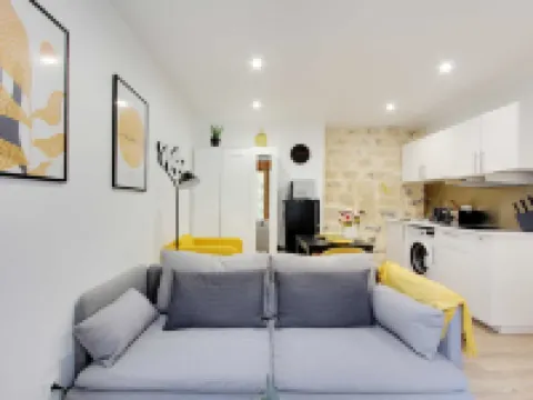 Charming Apartment -1BR/2P- Next to Paris Hotels in Le Kremlin-Bicetre