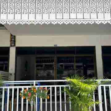 La Bella Samed Others