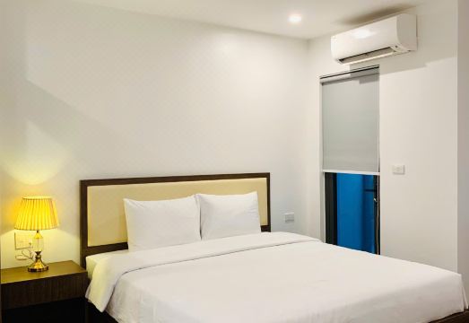 신축 호텔 로비