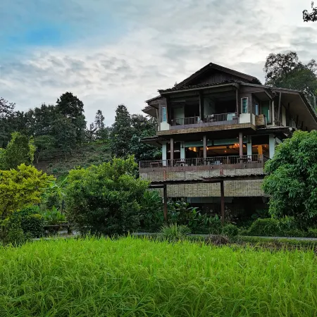 Sang Poy Cottage