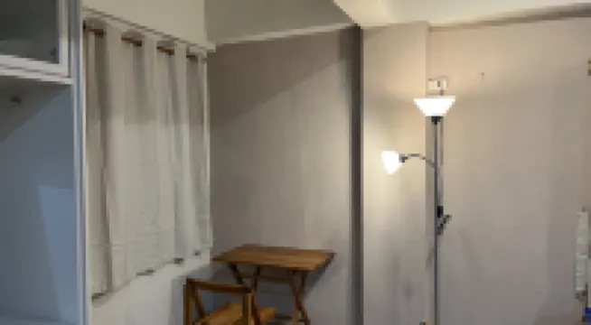 QueenBed, near city ,28 sq.m., near bus stn.