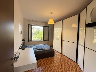 Loquat Tree B&B (stazione MRT Ponale) Hotels in 