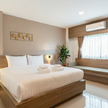 Finn Hotel Hotels near Bung Kan