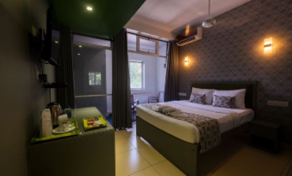 Thilhara Colombo
