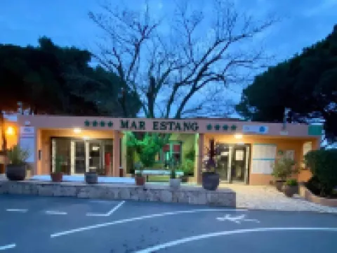 MOBILHOME SOLEIA MAR ESTANG SIBLU VILLAGE  - Front de mer Accès plage privé CLIM 2SDB Canet Hotels in 