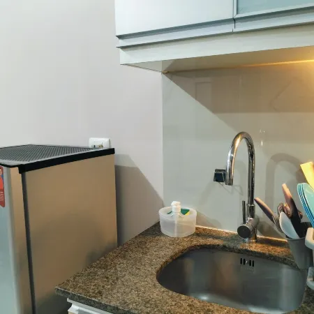 NAIA Newport Boulevard Apartments