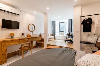 The Leafy Soaking Boutique Stay – Hang Than Hotels in Ba Dinh Square/Giang Vo Convention Center