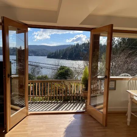 Aurora of Deep Cove