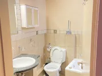 The Orange Corner IIII At Mampungubwe Hotel Hotels near Joubert Park