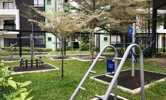 Manhattan Waterpark Condo Ipoh (Free 2 Carpark & Netflix Ready)