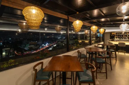 THE LOFTS @ CENTRAL POINT Отели в г. Бангалор