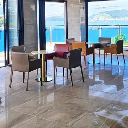 Blanc Hotel & Resort