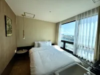 Mini Hotel May Nampo Các khách sạn gần Phòng tranh Gallery 604