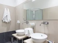 羅馬維努斯塔斯酒店 鄰近加富爾廣場（Piazza Cavour）的酒店
