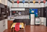 [Central] Spacious Ancient Home - 2 Bedroom Apartment With private living/dining/kitchen area