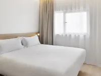 B&B HOTEL A Coruña Aeropuerto Các khách sạn gần Sân vận động Riazor