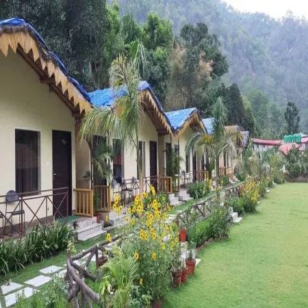 Nakshatra Resort Отели в г. Паури-Гархвал