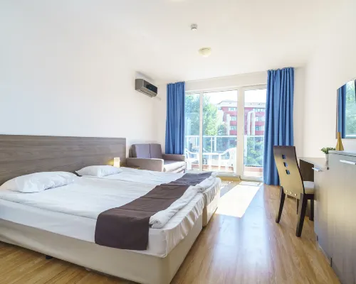 Admiral Plaza Hotel Hotele w: Nesebar