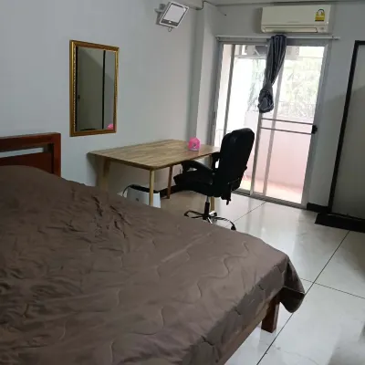 Viriyapon Hotels near Strategic Studied Centre, National Defence Studied Institute, Royal Thai Armed Forces Head Quarters