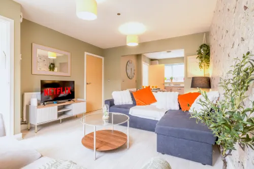Gemstone House - CoopLIVE - Etihad - Free Parking - New