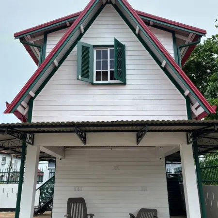 Annie's Heritage Suites