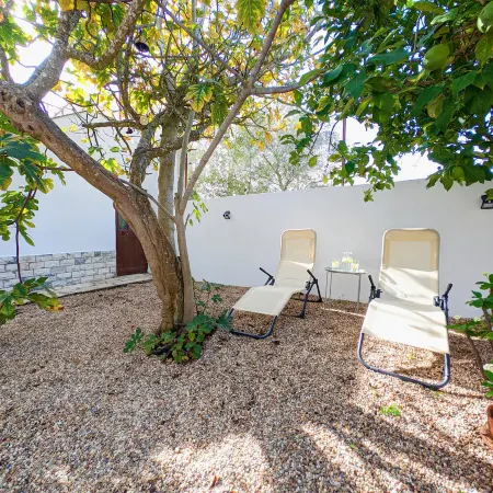 Large Villa 8-Bedroom near Beach & Lisbon with Terrace & Garden