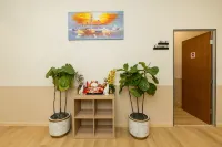 LumaNest Senawang Hotels in Ampangan