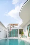 White Villa Jomtien Beach - Villas