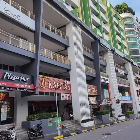 Setia Tri-Suite(3) by Homey Planet