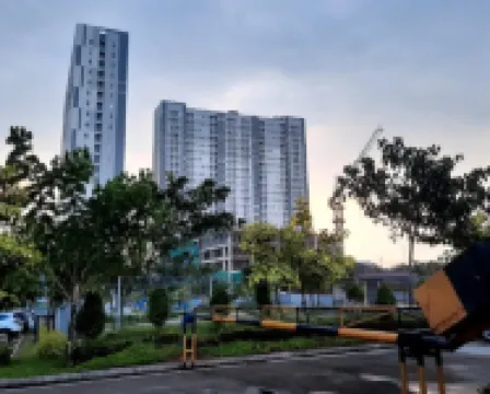 Emerald Bintaro by Kakarama Room