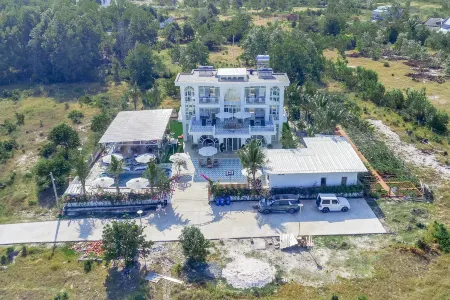 Mia Villa Binh Chau