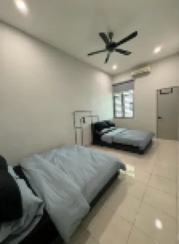 16 pax HB Homestay Raja Uda Ong Yi How Butterworth - Budget Homestay - KTV NETFLIX MAHJONG