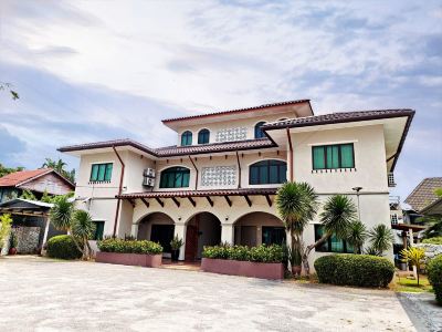Villa 223