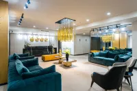 HOTEL METROPOL Club House