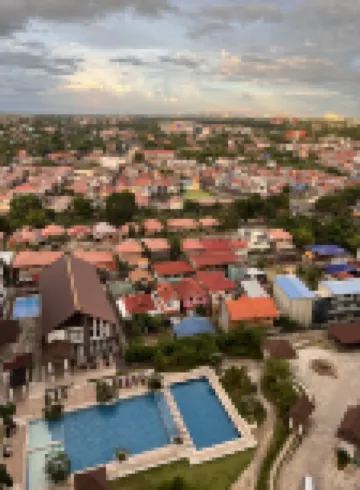 Seven-Eleven Inn 1BR Condo - Royal Oceancrest Mactan