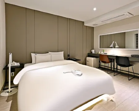 Rendezvous HOTEL 河南のホテル