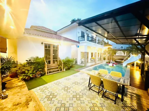 ฉวี พูลวิลล่า ชะอำ