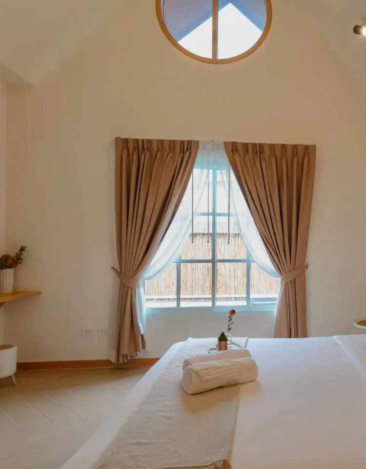 ห้องครอบครัวสระว่ายน้ำส่วนตัว