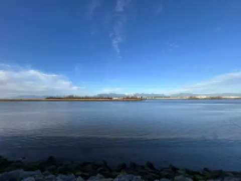 Hanna house - 2nd Floor Queen room with private full bathroom