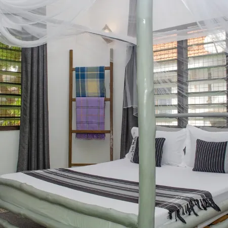 Diani Reef Beach Hive 1 - 350m to the beach
