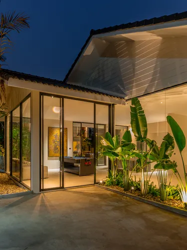 รูปภาพของVore Retreat
